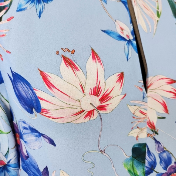 H&M Floral Blouse - Size 4 - Picture 5 of 7